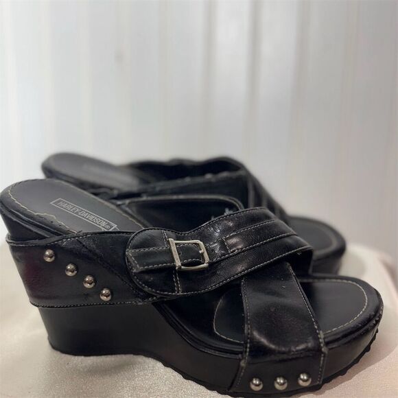 Harley-Davidson Black Wedge Slide Sandals 8.5M Studded Buckle Platform Biker Y2K - Picture 5 of 10